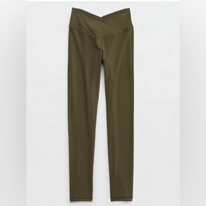 Aerie double crossover legging medium long in fun olive